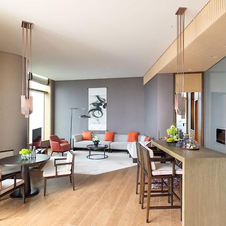 Jumeirah Guangzhou-Complimentary Shuttle Bus To Canton Fair Complex Exteriér fotografie